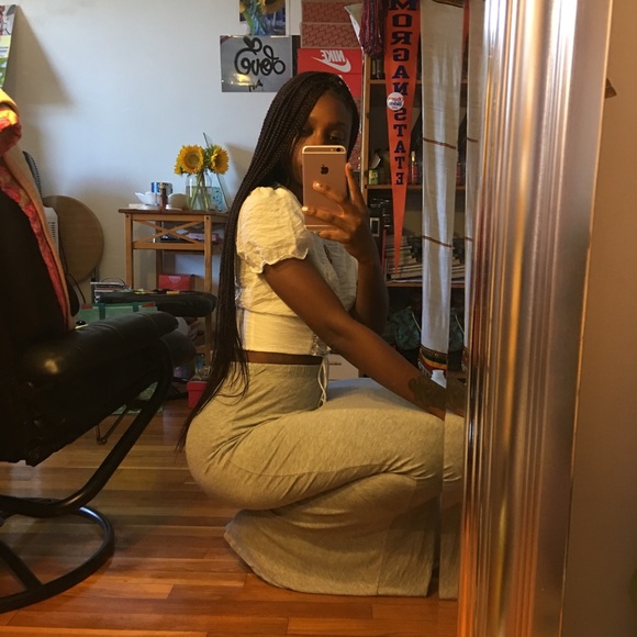 💛Meet Your Posher, Shani💛 - Picture 6 of 7